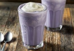 Rupture de matcha : et si l’ube latte devenait la nouvelle boisson bien-être ?